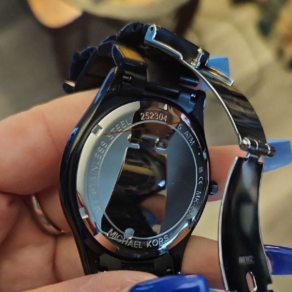 Michael Kors Matte Black Watch - Picture 4 of 4